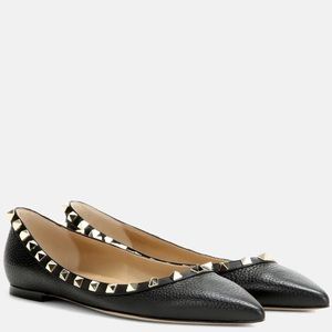 Valentino Rock Stud Flats 🫶